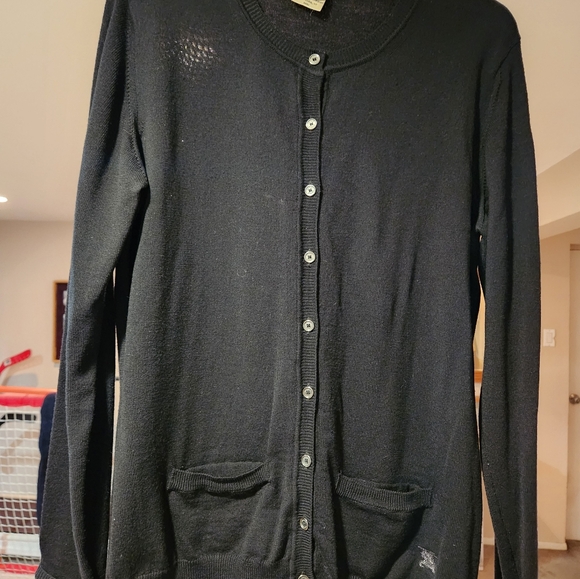 BLACK BURBERRY LIGHT SWEATER EXCEPT CONDITION. SILK AT BOTTOM OF SLEEVES - Picture 5 of 6